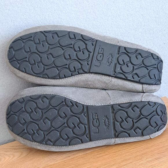 UGG Men’s Ascot Slippers Size 10 Grey Suede UGGplush Fur Lined Slip-On Loafers - Picture 6 of 10
